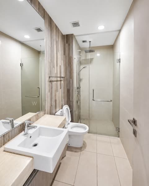 Kediaman Servis untuk Dijual di M City - Wennie Lee - Bathroom - PropertyGuru.com.my
