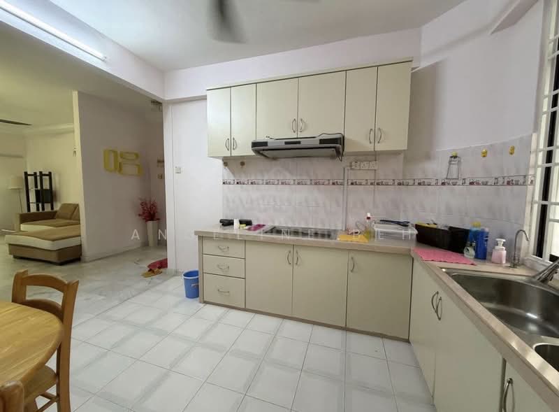 Pangsapuri untuk Disewa di Medan Lumba Kuda - Angeline Beh - Kitchen - PropertyGuru.com.my