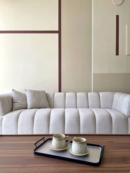 Kediaman Servis untuk Disewa di Met 1 Residences - Kim Ling - Living Room - PropertyGuru.com.my
