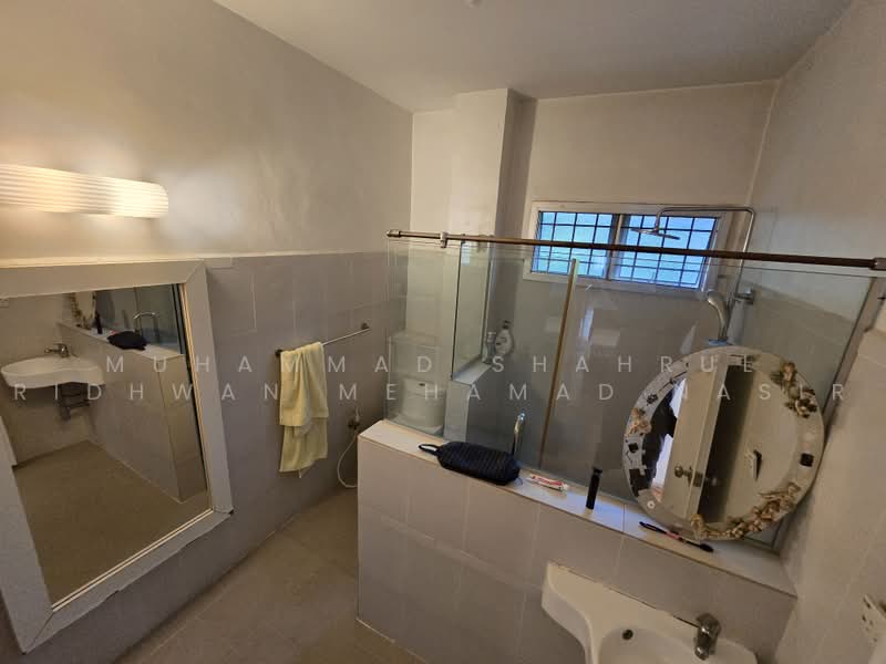 Bungalow House untuk Dijual di Kuala Ampang (Ampang) - Muhammad Shahrul Ridhwan Mehamad Nasir - Bathroom - PropertyGuru.com.my