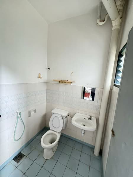 Rumah Teres 2-Tingkat untuk Dijual di Bandar Sri Damansara (Selangor) - Eliz Chan - Bathroom - PropertyGuru.com.my