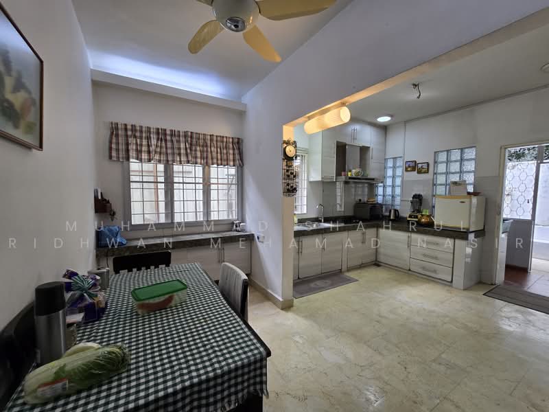 Bungalow House for Rent in Kuala Ampang (Ampang) - Muhammad Shahrul Ridhwan Mehamad Nasir - Kitchen - PropertyGuru.com.my