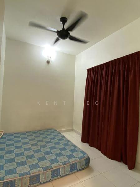 Flat for Sale at Putra Ria - Kent Yeo - Bedroom - PropertyGuru.com.my