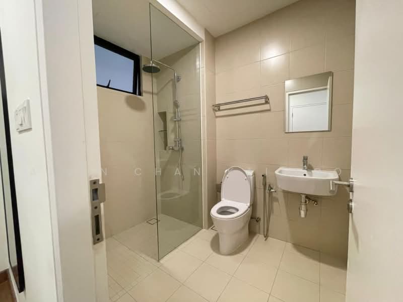 Service Residence for Sale at The Apple - Alvin Chan Kai Boon - Bathroom - PropertyGuru.com.my