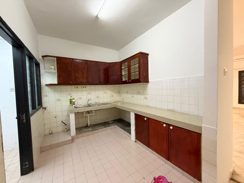 2-storey Terraced House for Rent in Usj 9 (Subang Jaya) - Kenix Lee - Kitchen - PropertyGuru.com.my