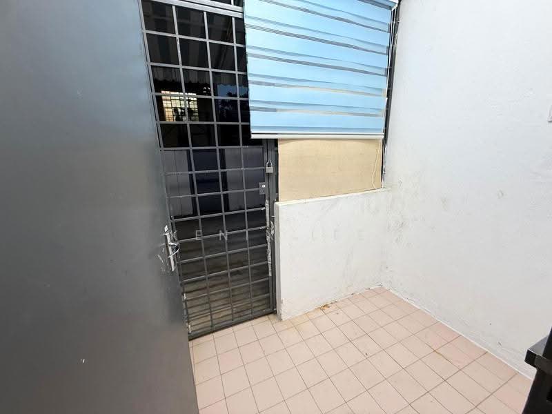 2-storey Terraced House for Rent in Usj 9 (Subang Jaya) - Kenix Lee - Entrance - PropertyGuru.com.my