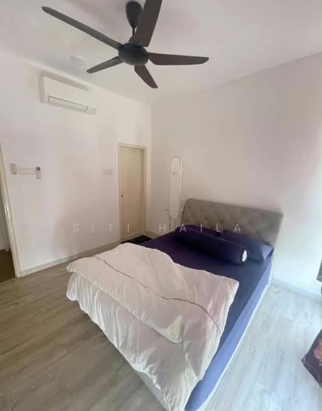 Condominium for Rent at Lakefront Homes - Siti Haila - Bedroom - PropertyGuru.com.my