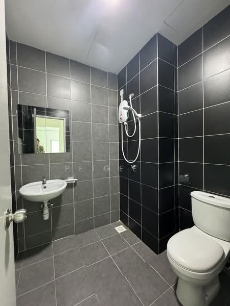 Service Residence for Rent at The Zizz @ Damansara North - PeiGee . - Bathroom - PropertyGuru.com.my