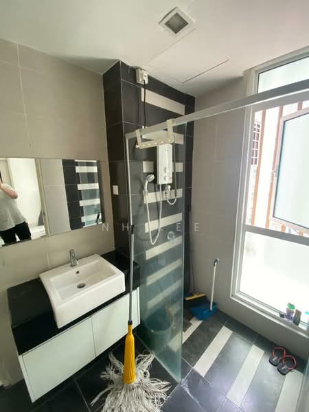 Apartment for Rent at Central Residence @ Sungai Besi - NH Kee - Bathroom - PropertyGuru.com.my