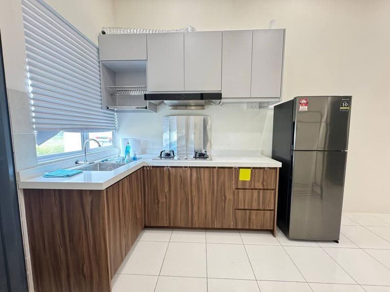 Rumah Teres 1-Tingkat untuk Disewa di Dengkil (Selangor) - Ahmad Faiz - Kitchen - PropertyGuru.com.my