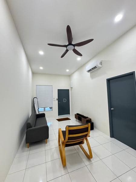 Rumah Teres 1-Tingkat untuk Disewa di Dengkil (Selangor) - Ahmad Faiz - Living Room - PropertyGuru.com.my
