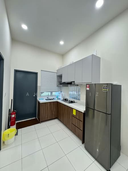 Rumah Teres 1-Tingkat untuk Disewa di Dengkil (Selangor) - Ahmad Faiz - Kitchen - PropertyGuru.com.my