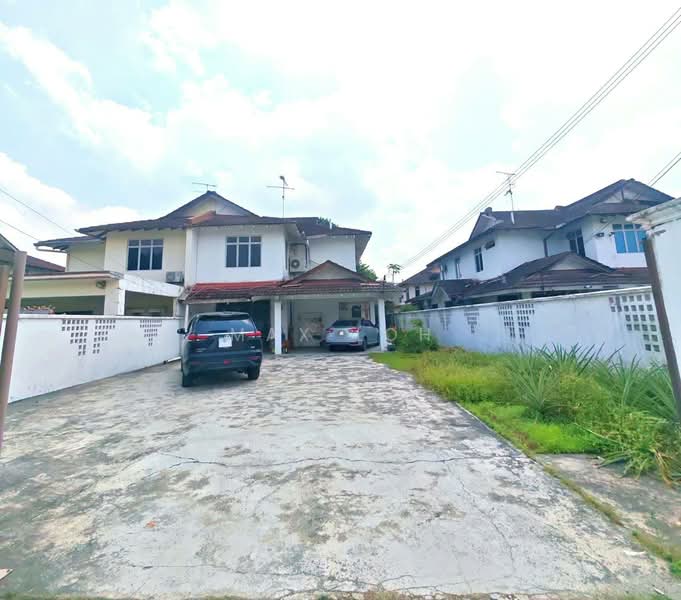 Rumah Berkembar untuk Dijual di Taman Bukit Kempas (Tampoi) - Max Loh - Exterior - PropertyGuru.com.my