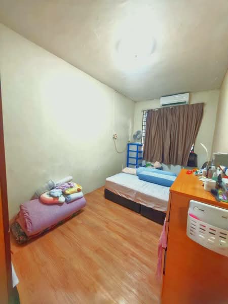 Rumah Berkembar untuk Dijual di Taman Bukit Kempas (Tampoi) - Max Loh - Bedroom - PropertyGuru.com.my
