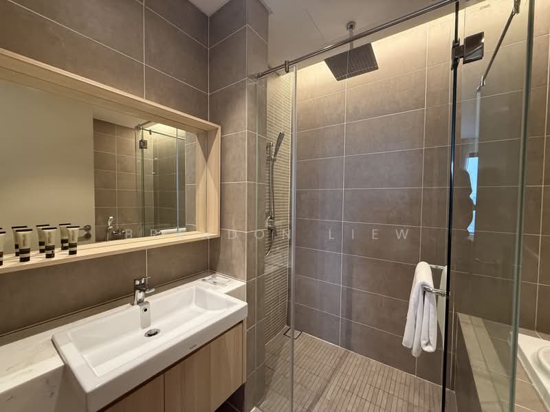 Kediaman Servis untuk Disewa di Mitsui Serviced Suites - Brandon Liew - Bathroom - PropertyGuru.com.my