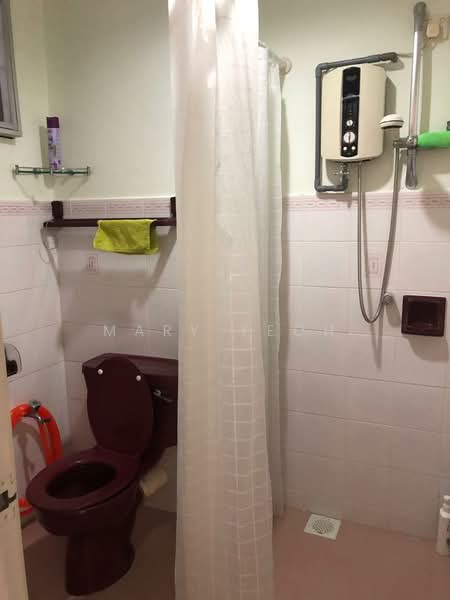 Condominium for Rent at Kelana Puteri - Mary Yeoh - Bathroom - PropertyGuru.com.my