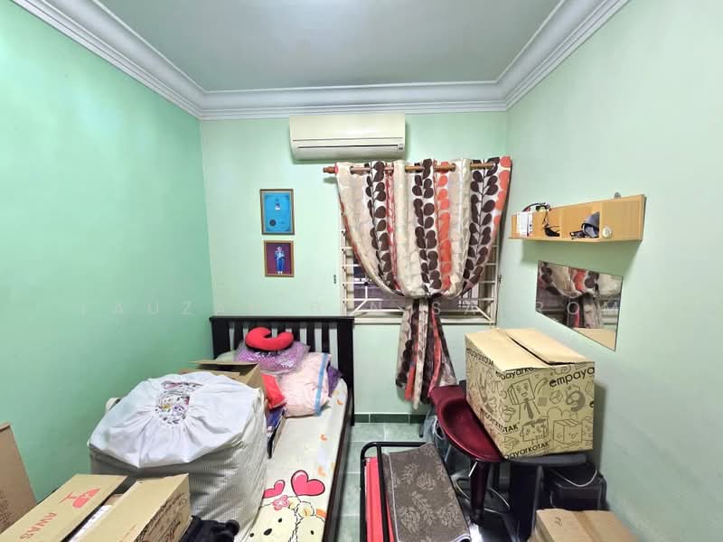 Pangsapuri untuk Dijual di Apartment Okid - Fauzan bin Sahrom - Bedroom - PropertyGuru.com.my