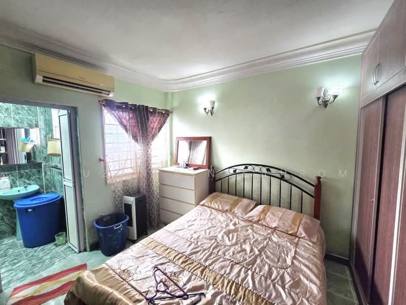 Pangsapuri untuk Dijual di Apartment Okid - Fauzan bin Sahrom - Bedroom - PropertyGuru.com.my