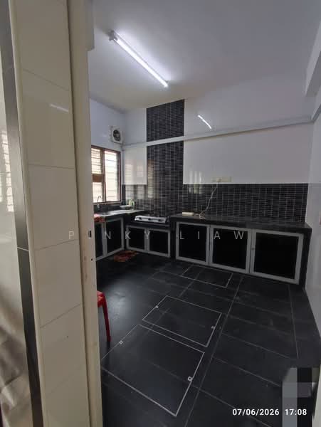 Rumah Berkembar untuk Disewa di Klang (Selangor) - Pinky Liaw - Kitchen - PropertyGuru.com.my