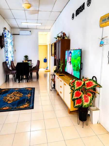 Rumah Teres 1-Tingkat untuk Dijual di Sungai Petani (Kedah) - Wadie . - Living Room - PropertyGuru.com.my