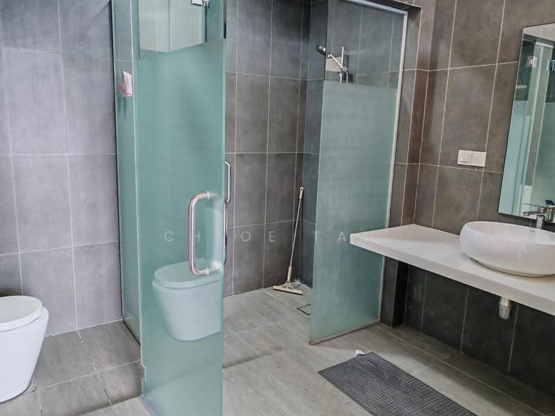 Kediaman Servis untuk Disewa di Astoria Ampang - Chloe Tan - Bathroom - PropertyGuru.com.my