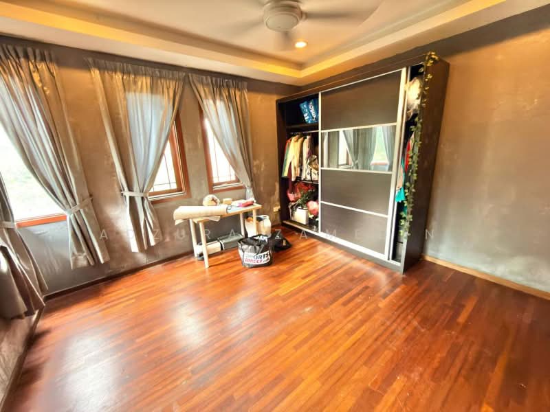 Bungalow House untuk Dijual di Seksyen 11 (Shah Alam) - Adzura Zamedin - Bedroom - PropertyGuru.com.my