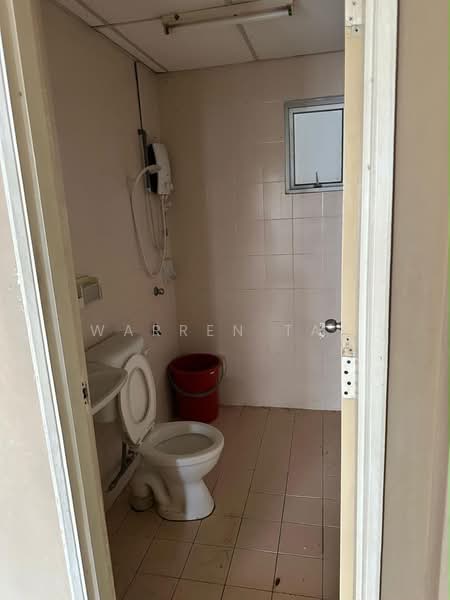 Apartment for Sale at Prima Regency - Warren Tay - Bathroom - PropertyGuru.com.my
