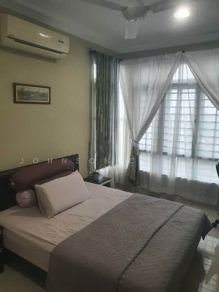 Service Residence for Sale at Pangsapuri Tanah Emas (Golden Sands) - Johnson Chong - Bedroom - PropertyGuru.com.my
