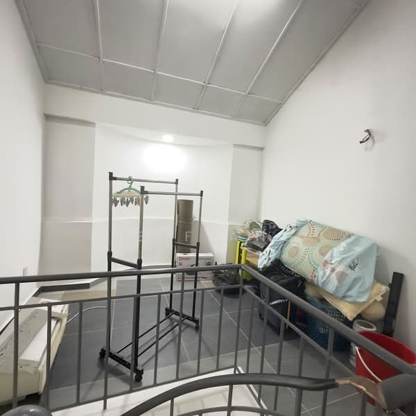 1.5-storey Terraced House for Sale in Taman Perling (Perling) - Jeff Ang - Interior - PropertyGuru.com.my