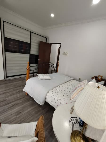 Rumah Teres 2-Tingkat untuk Dijual di Taman Setia Indah (Tebrau) - Tommy Tai - Bedroom - PropertyGuru.com.my