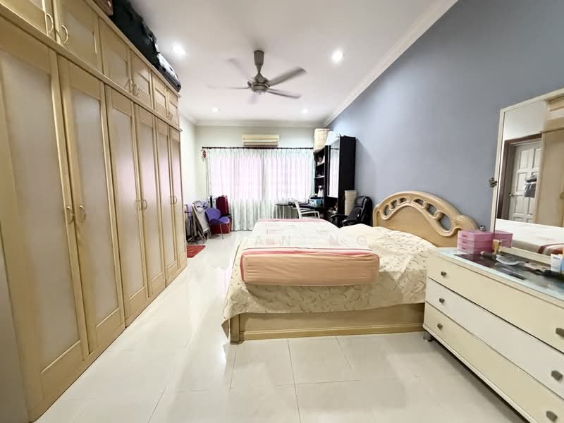 Rumah Berkembar untuk Dijual di Taman Taming Indah (Bandar Sungai Long) - Aivan Ng - PropertyGuru.com.my