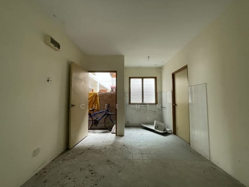 Flat for Sale at Johan Court - Chee Hin - Interior - PropertyGuru.com.my