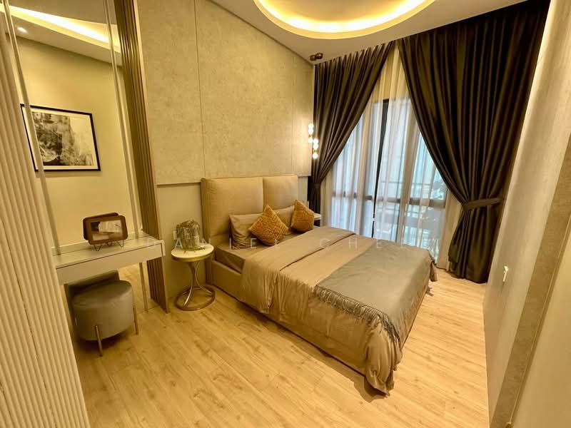Kediaman Servis untuk Dijual di Loft 26 - Daniel Chee - Bedroom - PropertyGuru.com.my
