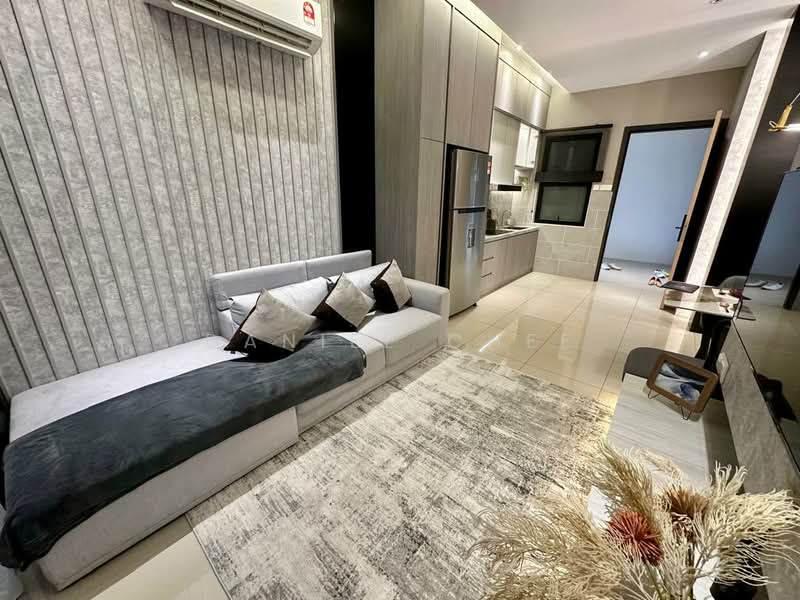 Kediaman Servis untuk Dijual di Loft 26 - Daniel Chee - Living Room - PropertyGuru.com.my