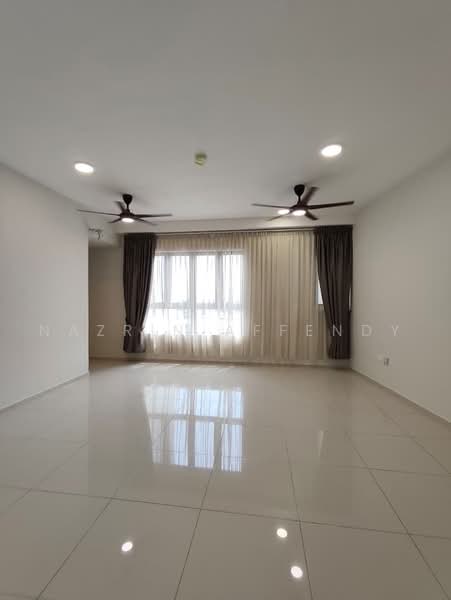 Kediaman Servis untuk Disewa di Seiring Residensi - Nazrin Affendy - Living Room - PropertyGuru.com.my