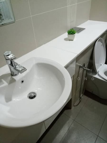 Service Residence for Sale at Setia Sky 88 - Johnson Chong - Bathroom - PropertyGuru.com.my