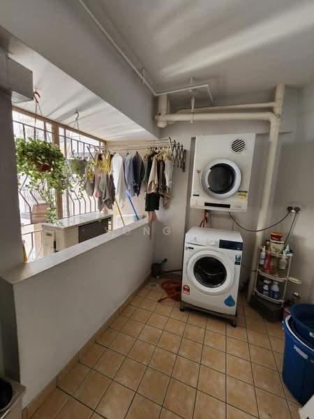 Kondominium untuk Dijual di Laman Suria - Yong . - Balcony - PropertyGuru.com.my