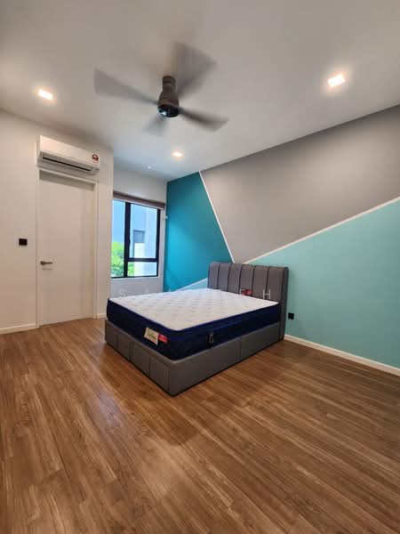 2.5-storey Terraced House for Sale in Telok Panglima Garang (Selangor) - Sam Teh - Bedroom - PropertyGuru.com.my