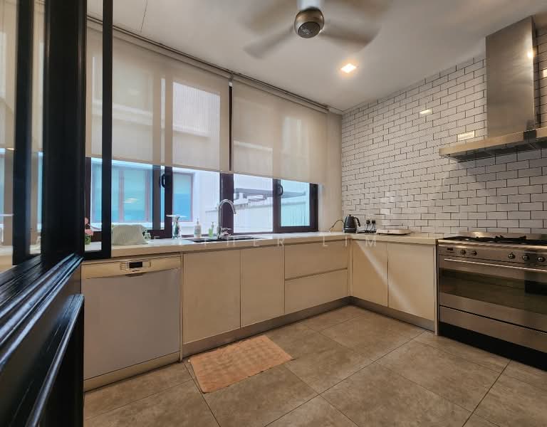 Bungalow House untuk Disewa di Mont Kiara (Kuala Lumpur) - Esther Lim - Kitchen - PropertyGuru.com.my