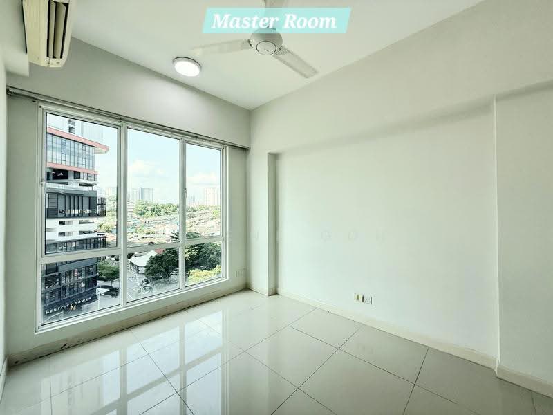 Service Residence for Sale at Tiara Mutiara / The Crown - Eugene Goh - Master Bedroom - PropertyGuru.com.my