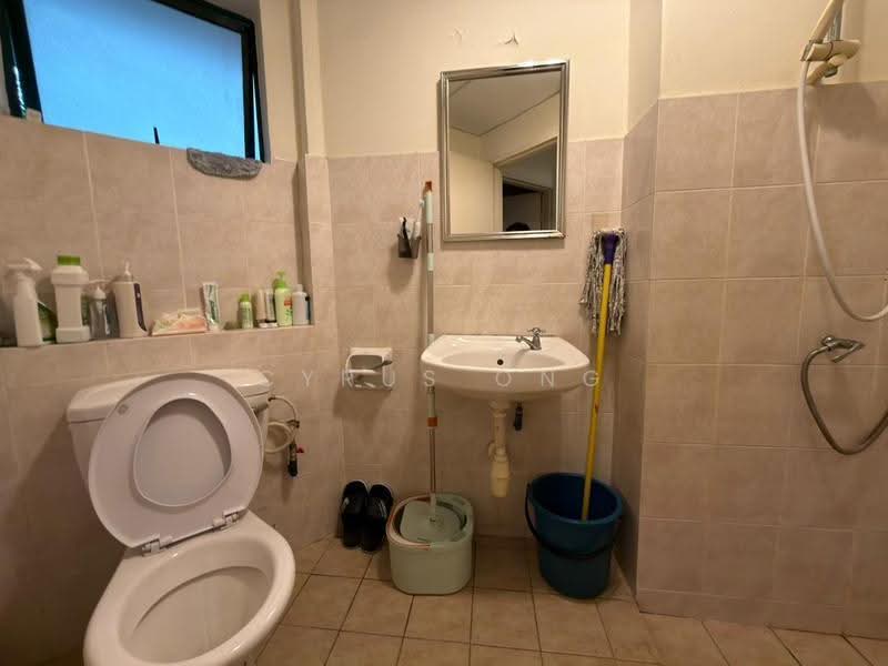 Kondominium untuk Dijual di Changkat View - Cyrus Ong - Bathroom - PropertyGuru.com.my