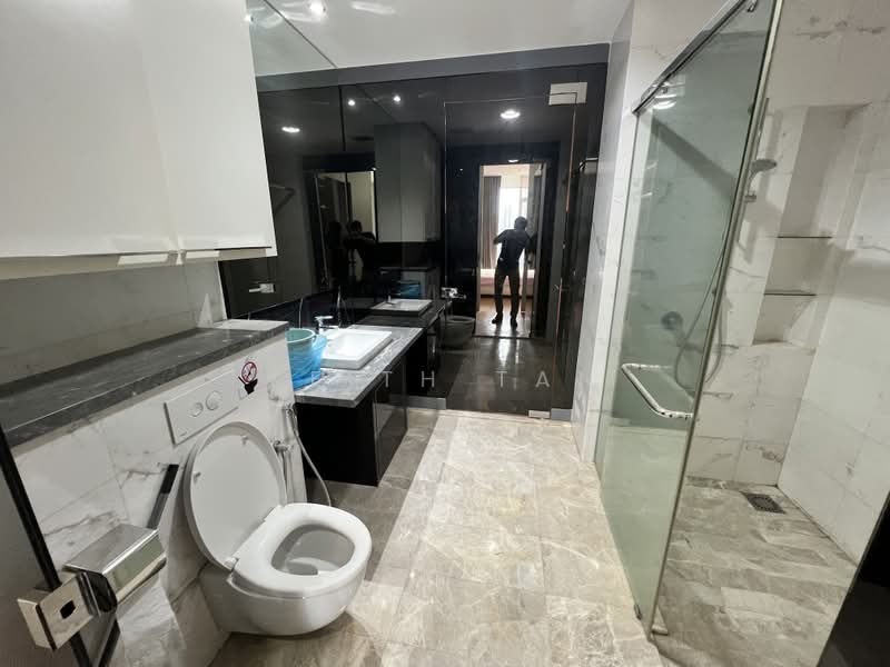 Service Residence for Sale at The Face Suites (Platinum Suites) - Keith Tan - Bathroom - PropertyGuru.com.my