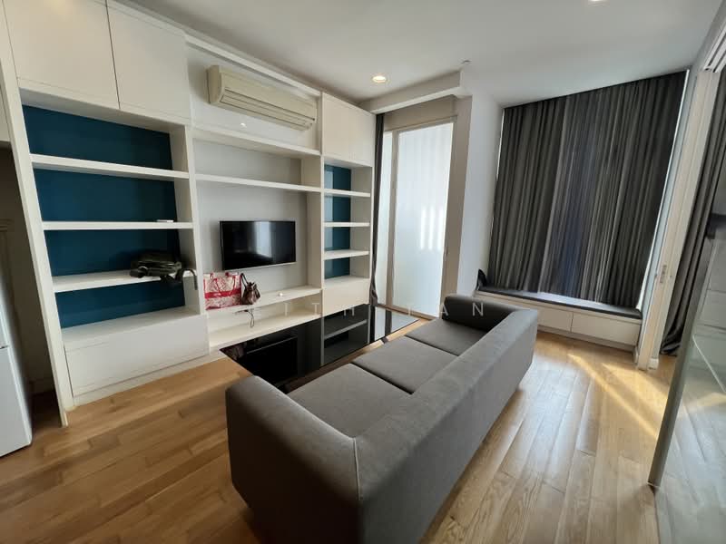 Service Residence for Sale at The Face Suites (Platinum Suites) - Keith Tan - Living Room - PropertyGuru.com.my