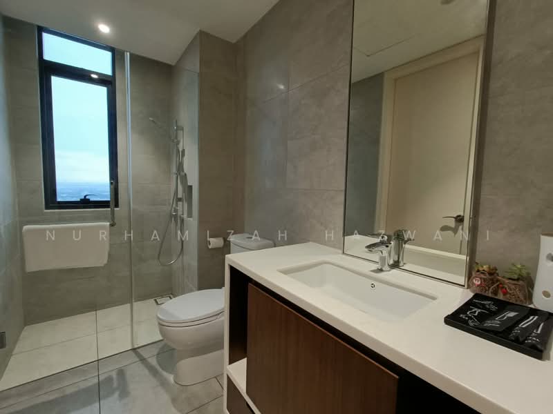 Service Residence for Rent at Hill10 Residence @ i-City - NURHAMIZAH HAZWANI - Bathroom - PropertyGuru.com.my