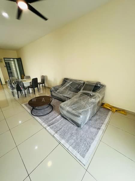 Kondominium untuk Dijual di Lavender Residences - Wan Hilmi - Living Room - PropertyGuru.com.my