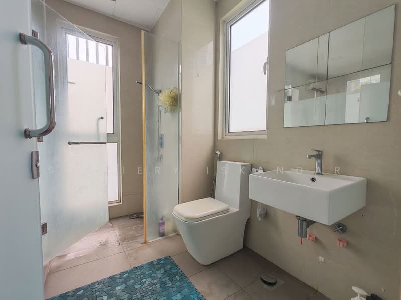 Banglo Lot Kosong untuk Dijual di Lakefront Villa (Cyberjaya) - Shaziery Iskandar - PropertyGuru.com.my