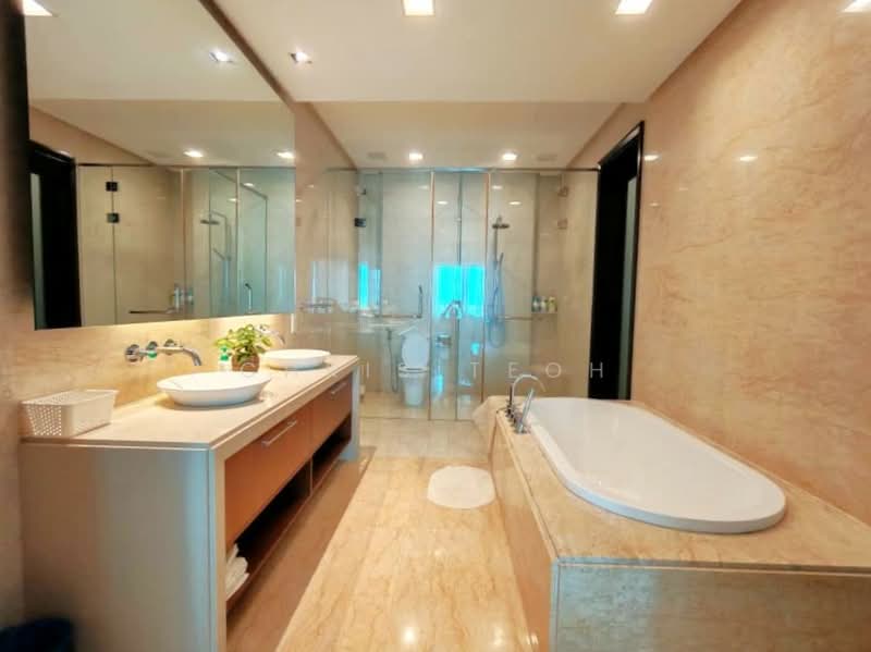 Service Residence for Sale at Straits Quay (The Suites at Waterside) - Chris Teoh - Bathroom - PropertyGuru.com.my