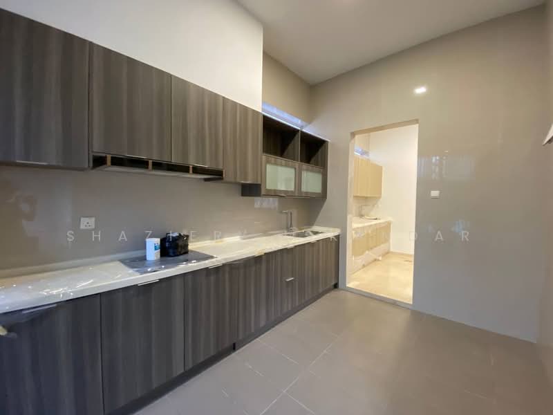 Banglo Lot Kosong untuk Dijual di Lakefront Villa (Cyberjaya) - Shaziery Iskandar - Kitchen - PropertyGuru.com.my