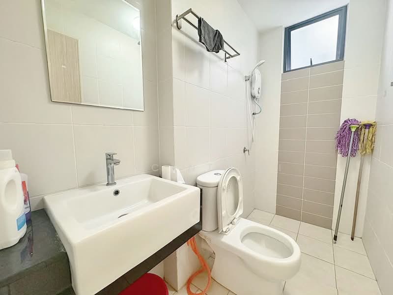Kondominium untuk Dijual di ForestVille - Vincent Ooi - Bathroom - PropertyGuru.com.my