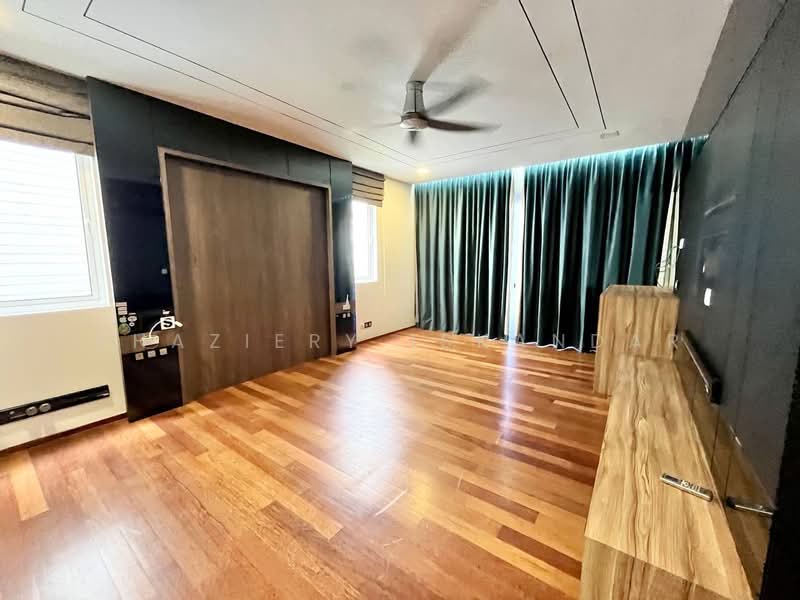 Banglo Lot Kosong untuk Dijual di Lakefront Villa (Cyberjaya) - Shaziery Iskandar - Living Room - PropertyGuru.com.my
